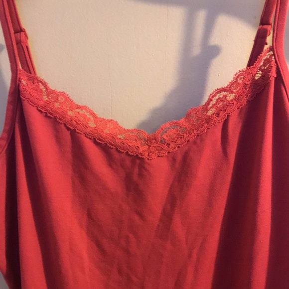 Geoffrey Beene Camisole - Picture 2 of 4